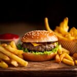 Mini Burger de Choix + Frite (Petite) + Surprise